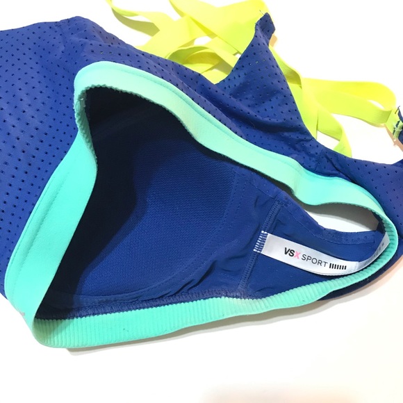 SOLD Victoria’s Secret Sports Bra Strappy blue - Picture 4 of 6